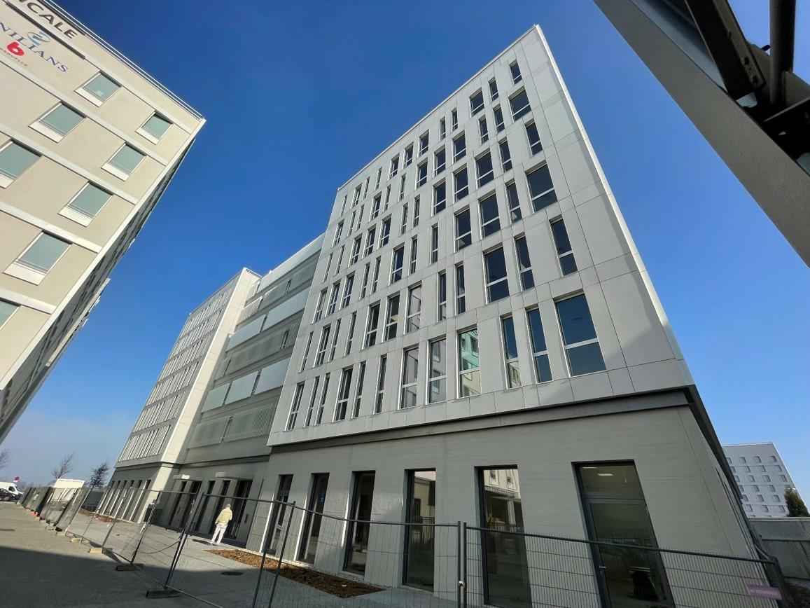 Bureau Décines-Charpieu 3626m² Location bureau Décines-Charpieu Rhône OLBUR2110029 1